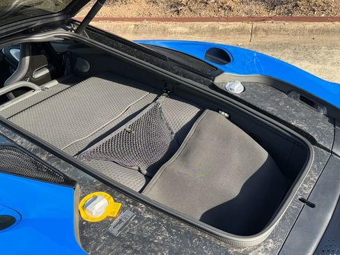 Used 2021 McLaren GT image 29