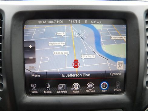 Used 2015 Jeep Cherokee Limited AWD/4WD image 26