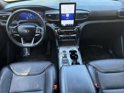 Certified 2023 Ford Explorer ST w/ Equipment Group 401A AWD/4WD image 5
