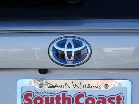 Certified 2023 Toyota RAV4 XLE Premium image 9