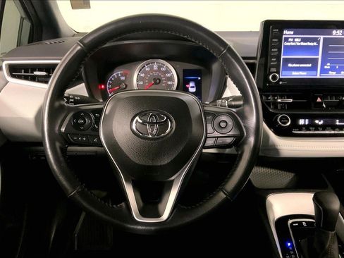 Used 2022 Toyota Corolla SE image 5