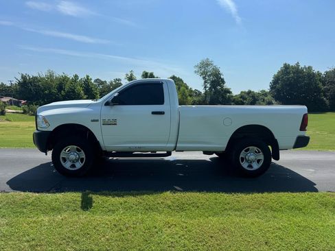 Used 2014 RAM 2500 Tradesman w/ Power & Remote Entry Group AWD/4WD image 2