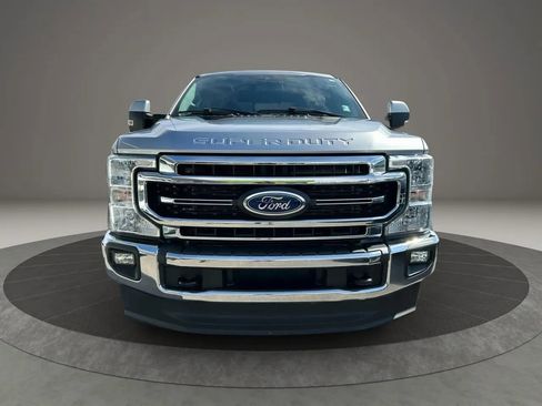 Used 2021 Ford F350 Lariat w/ FX4 Off-Road Package image 3