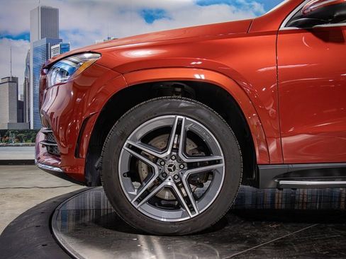 Certified 2022 Mercedes-Benz GLS 450 4MATIC image 7