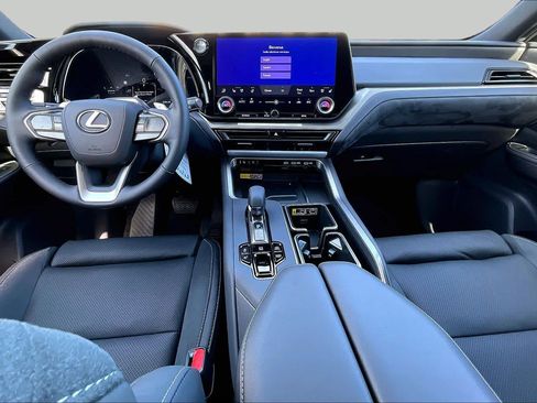 New 2026 Lexus TX 550h AWD Plug-In Hybrid image 5