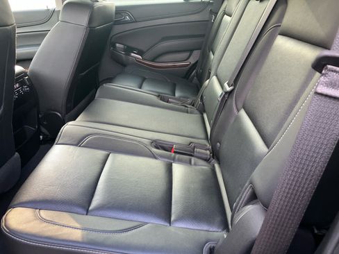 Used 2019 GMC Yukon SLT AWD/4WD image 9