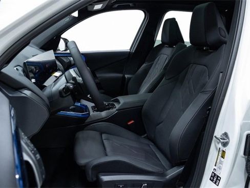 New 2026 BMW X3 xDrive30 w/ Premium Package image 24