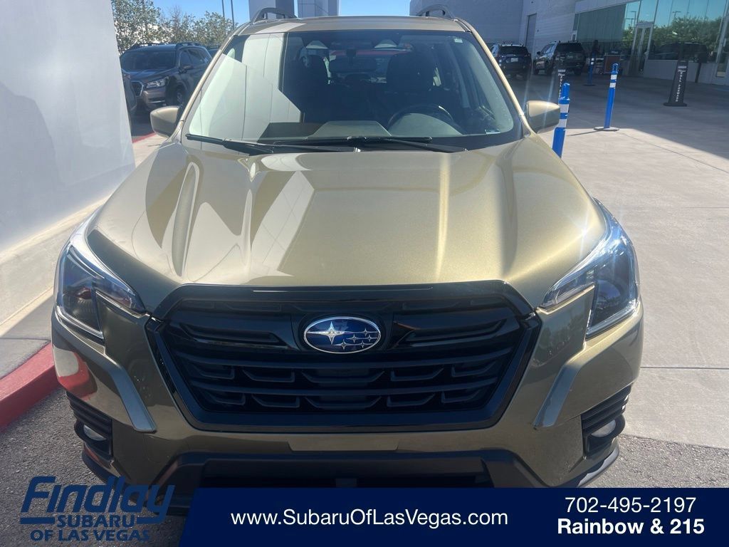 Used 2023 Subaru Forester Premium AWD/4WD image 1