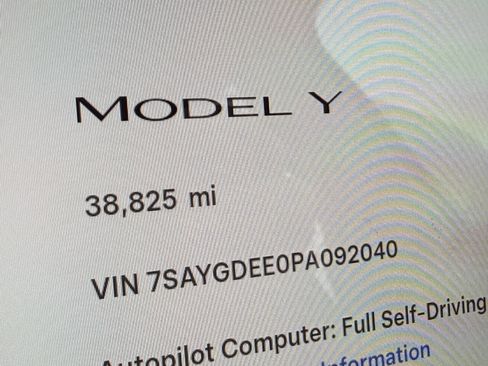 Used 2023 Tesla Model Y Long Range AWD/4WD image 37