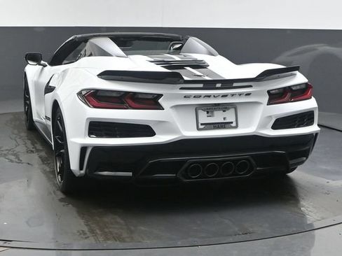 Used 2027 Chevrolet Corvette Grand Sport w/ Stealth Interior Trim Package RWD image 35