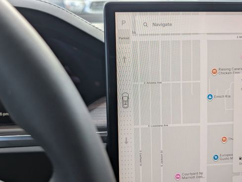 Used 2024 Tesla Model X image 28