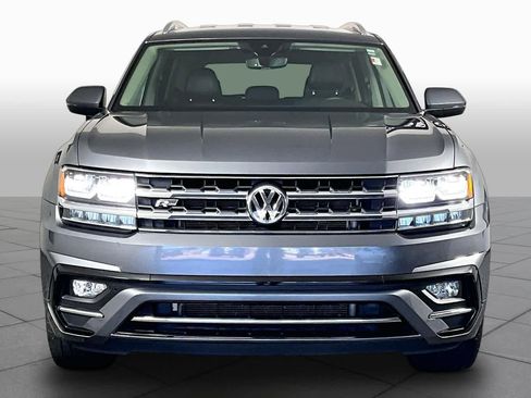 Used 2018 Volkswagen Atlas SE w/ R-Line Package FWD image 4