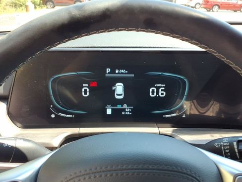 Used 2025 Kia Telluride EX X-Line AWD/4WD image 21