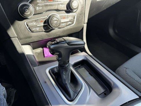 Used 2020 Dodge Charger SXT RWD image 29