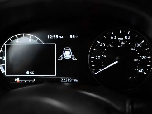 Used 2024 Nissan Kicks SR FWD image 19