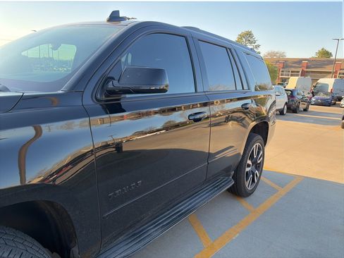 Used 2020 Chevrolet Tahoe Premier w/ 6.2L Performance Package image 4