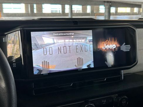 New 2026 Jeep Gladiator Sport image 21