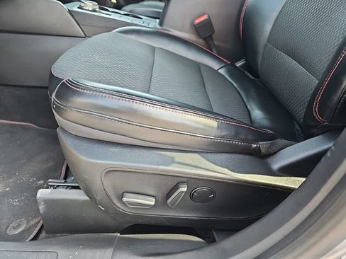 Certified 2023 Ford Escape ST-Line w/ Cold Weather Package FWD image 19