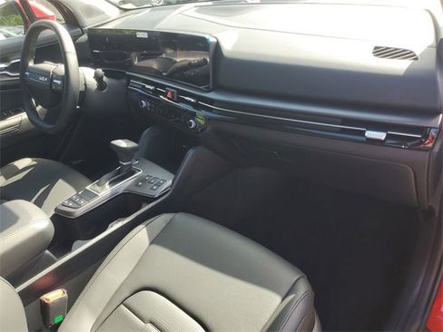 New 2026 Kia Sportage SX image 12