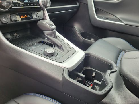 Used 2024 Toyota RAV4 XSE w/ Weather Package AWD/4WD image 29
