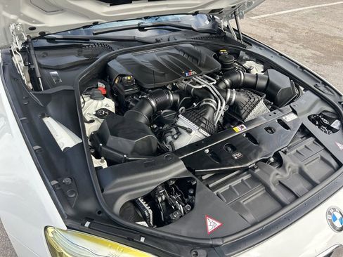 Used 2016 BMW M6 Convertible image 17