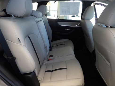 Certified 2025 MAZDA CX-90 3.3 Turbo w/ Preferred Package image 18