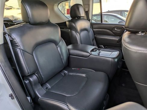 Used 2024 INFINITI QX80 Luxe image 27