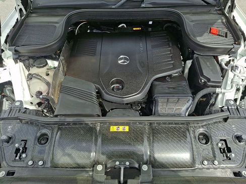 Certified 2024 Mercedes-Benz GLS 450 4MATIC image 29