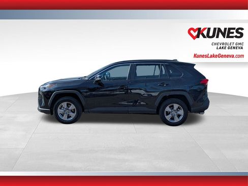 Used 2025 Toyota RAV4 XLE w/ Convenience Package AWD/4WD image 5
