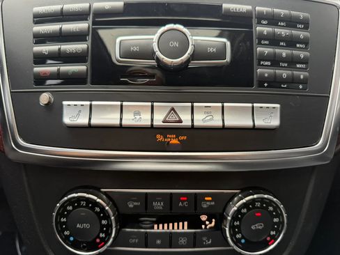 Used 2013 Mercedes-Benz ML 350 4MATIC image 19