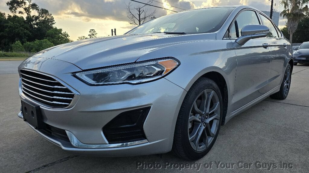 Used 2020 Ford Fusion SEL FWD image 2