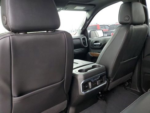 Used 2020 Chevrolet Silverado 1500 High Country w/ Technology Package image 33