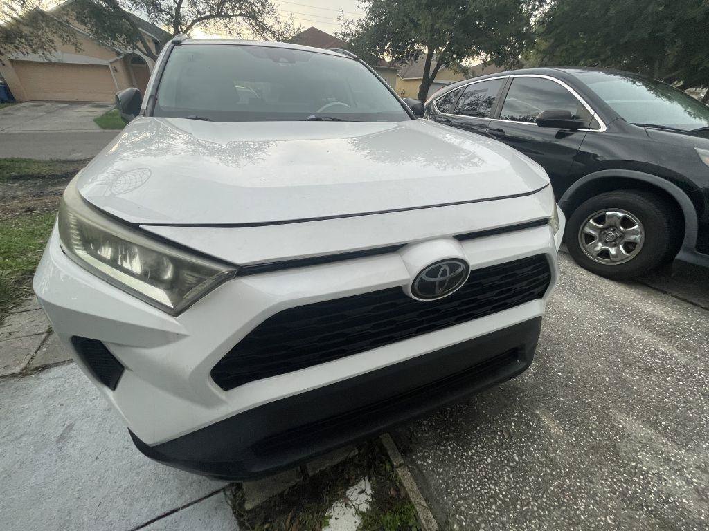 Used 2019 Toyota RAV4 LE FWD image 21