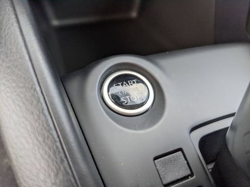 Certified 2025 Nissan Kicks Play S FWD image 38