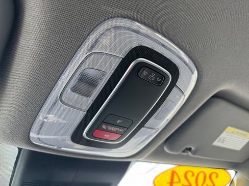 Certified 2024 Hyundai Elantra SEL FWD image 16