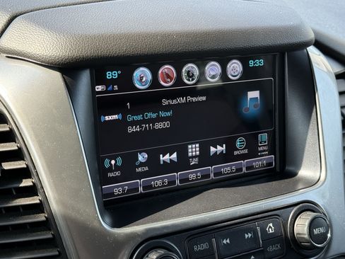 Used 2019 Chevrolet Suburban Premier w/ Premier Plus Edition RWD image 25