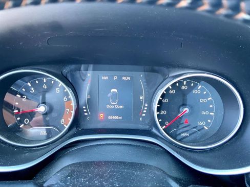 Used 2018 Jeep Compass Latitude AWD/4WD image 26