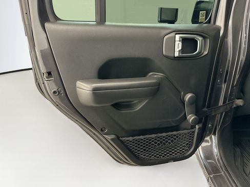 Used 2020 Jeep Wrangler Unlimited Sport image 26