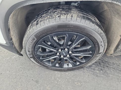 Certified 2022 GMC Acadia SLT w/ Elevation Edition image 40