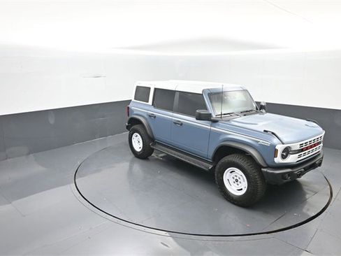 New 2025 Ford Bronco Heritage Edition image 16