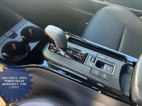 New 2026 Toyota Prius Plug-In Hybrid FWD image 10