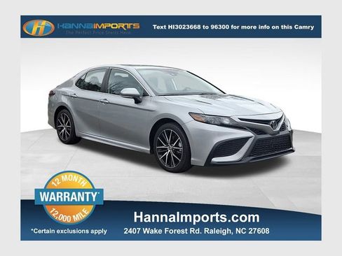 Used 2023 Toyota Camry SE image 1