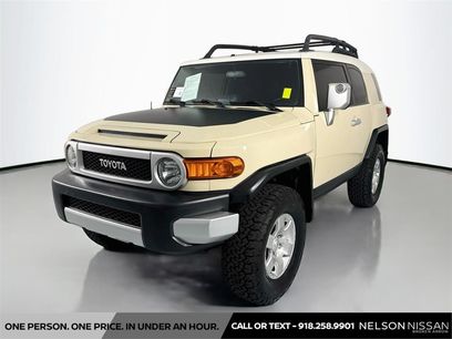 Used 2008 Toyota FJ Cruiser 4WD w/ Upgrade Pkg 2