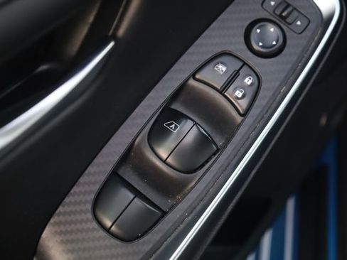Used 2023 Nissan Sentra SR w/ SR Premium Package FWD image 14