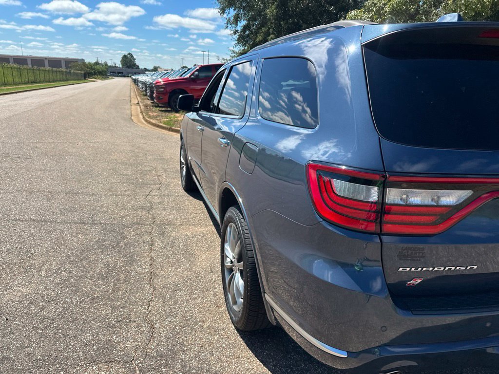Used 2021 Dodge Durango Citadel w/ Premium Entertainment Group AWD/4WD image 17