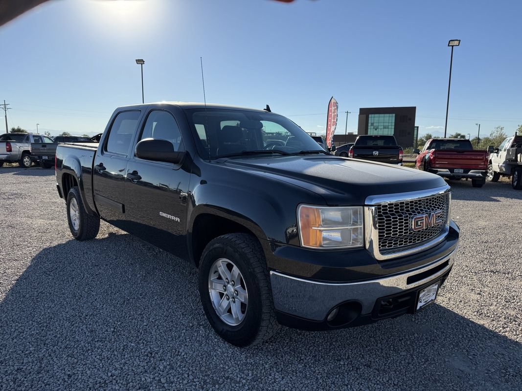 Used 2012 GMC Sierra 1500 SLE w/ Power Tech Package AWD/4WD image 2