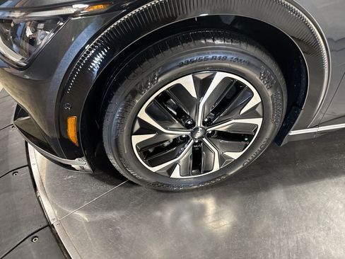 Certified 2023 Kia EV6 Wind w/ Wind Technology Package image 10