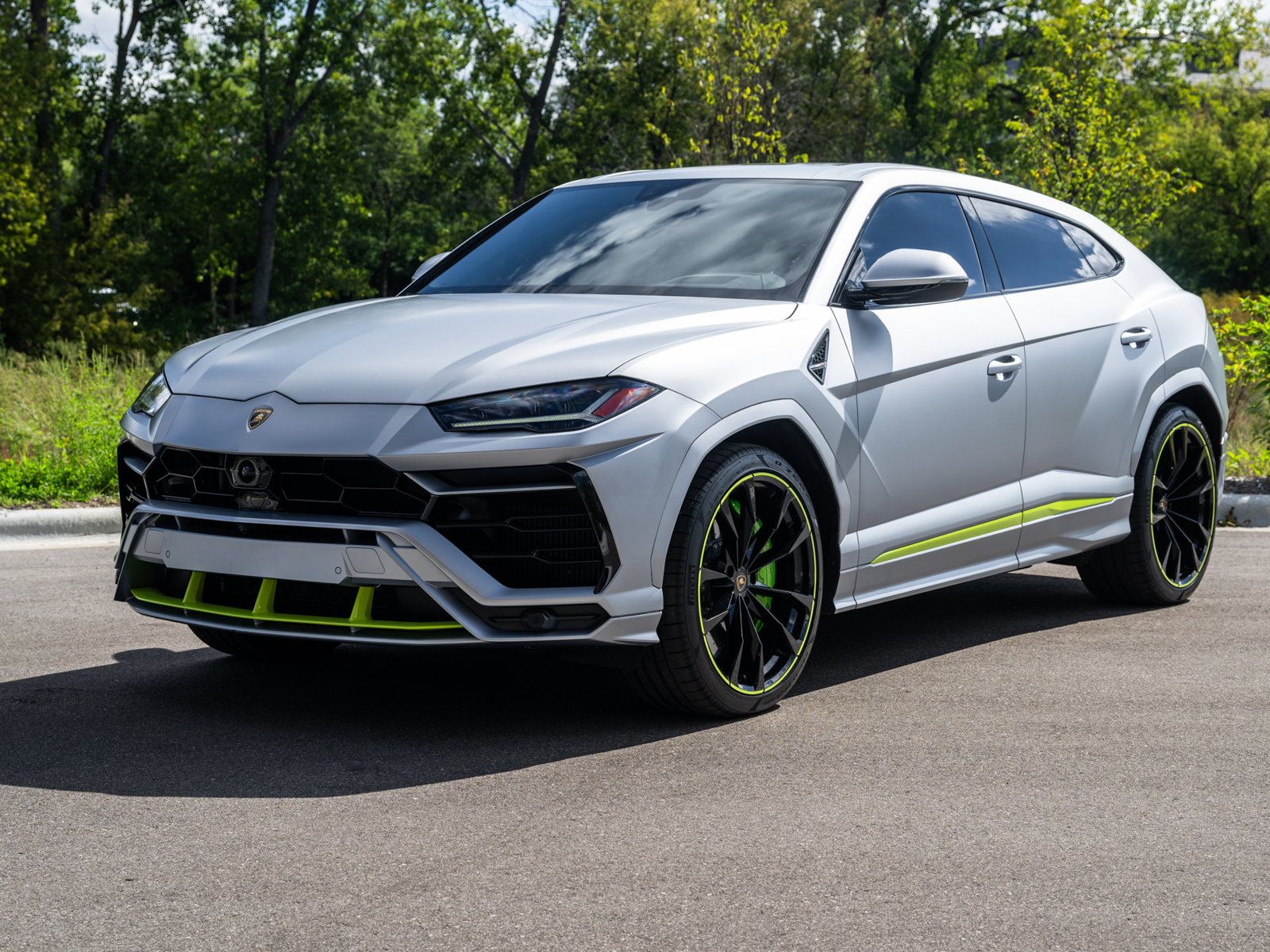 Used 2021 Lamborghini Urus AWD/4WD image 36