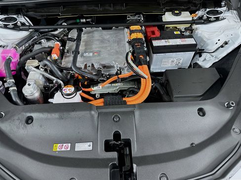 New 2026 Lexus RZ 450e AWD image 34