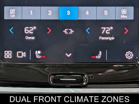 Used 2024 Volvo V90 B6 Cross Country Plus w/ Climate Package image 29